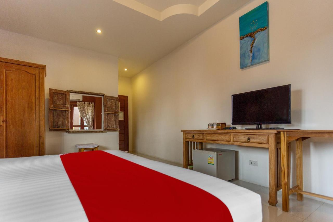 Yellow Tique Hotel Lampang Bagian luar foto