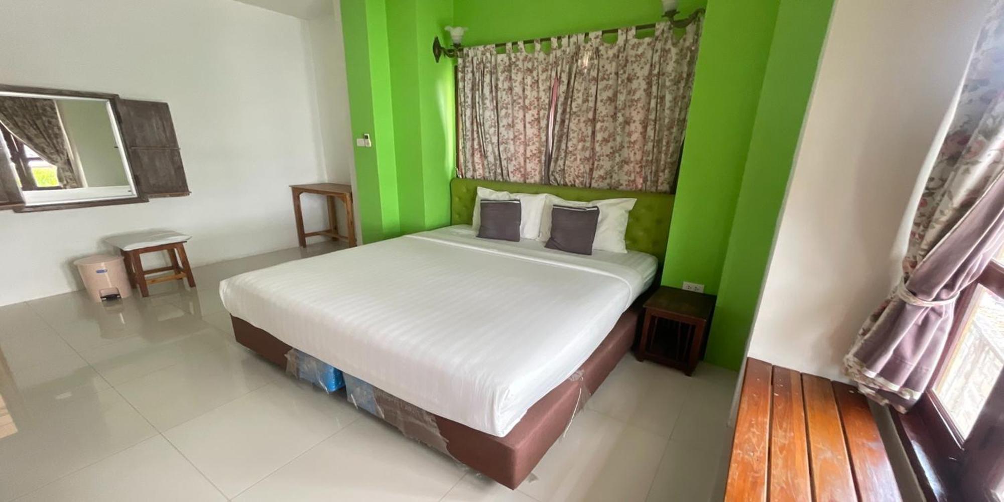 Yellow Tique Hotel Lampang Bagian luar foto