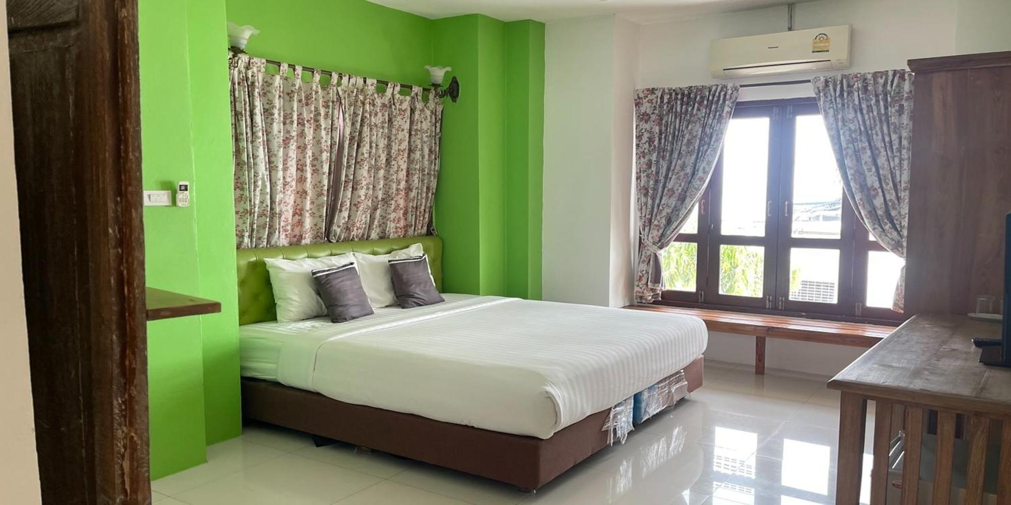 Yellow Tique Hotel Lampang Bagian luar foto