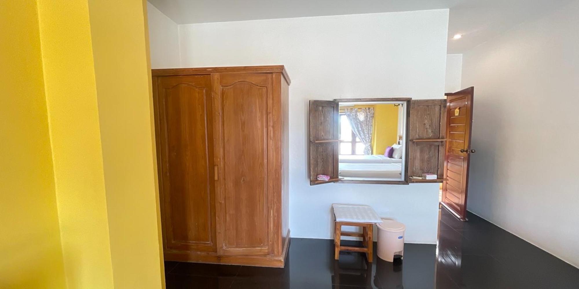 Yellow Tique Hotel Lampang Bagian luar foto