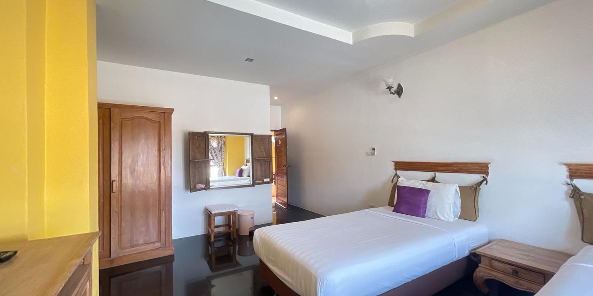 Yellow Tique Hotel Lampang Bagian luar foto