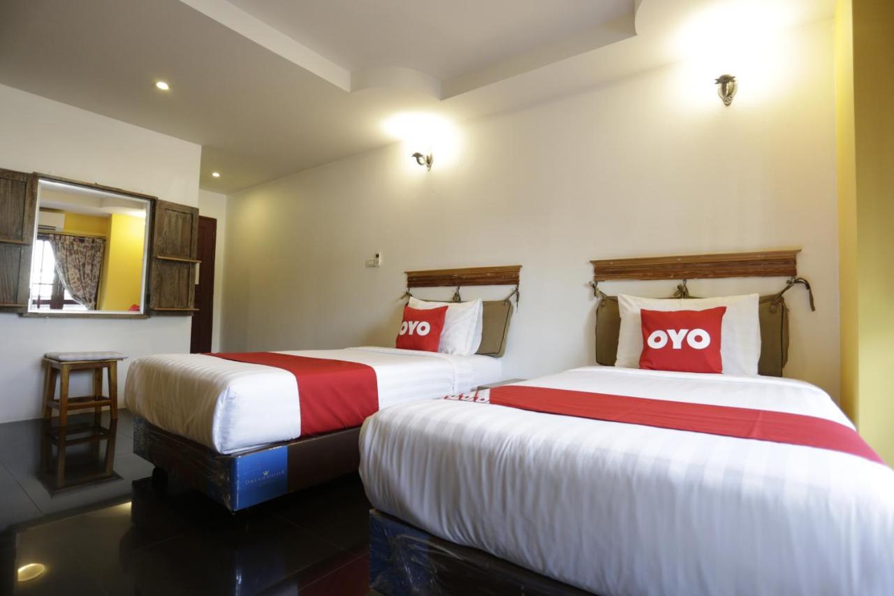 Yellow Tique Hotel Lampang Bagian luar foto