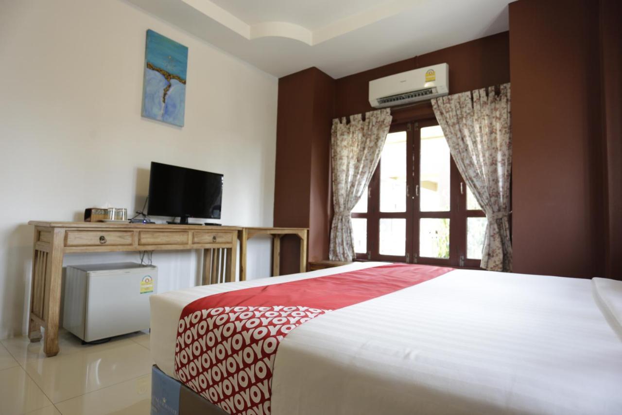 Yellow Tique Hotel Lampang Bagian luar foto